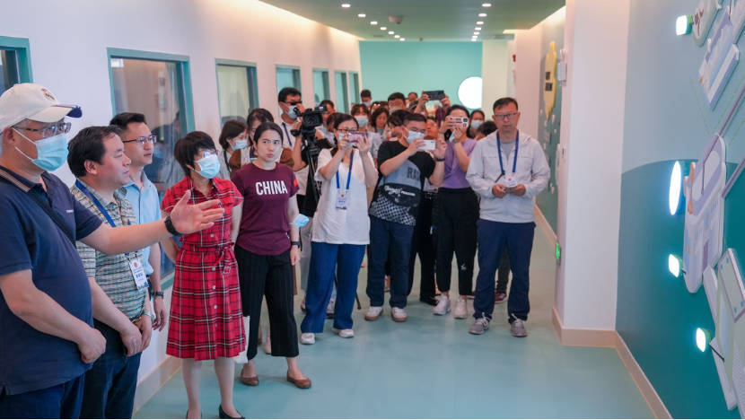 1693987083872166.png 追夢(mèng)中華·聚焦自貿(mào)港.png