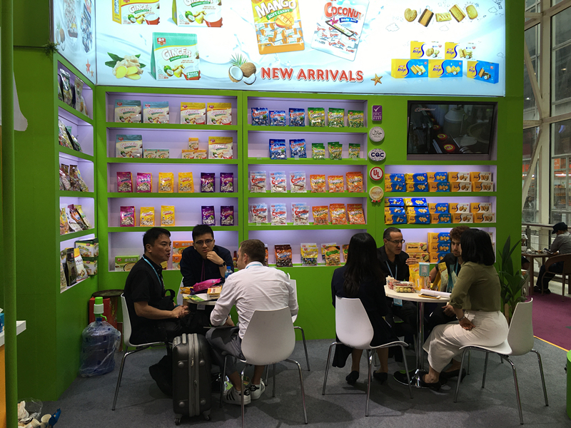 春光食品集團(tuán)參加第124屆廣交會(huì) 全力助推自主品牌走向世界1_副本.jpg